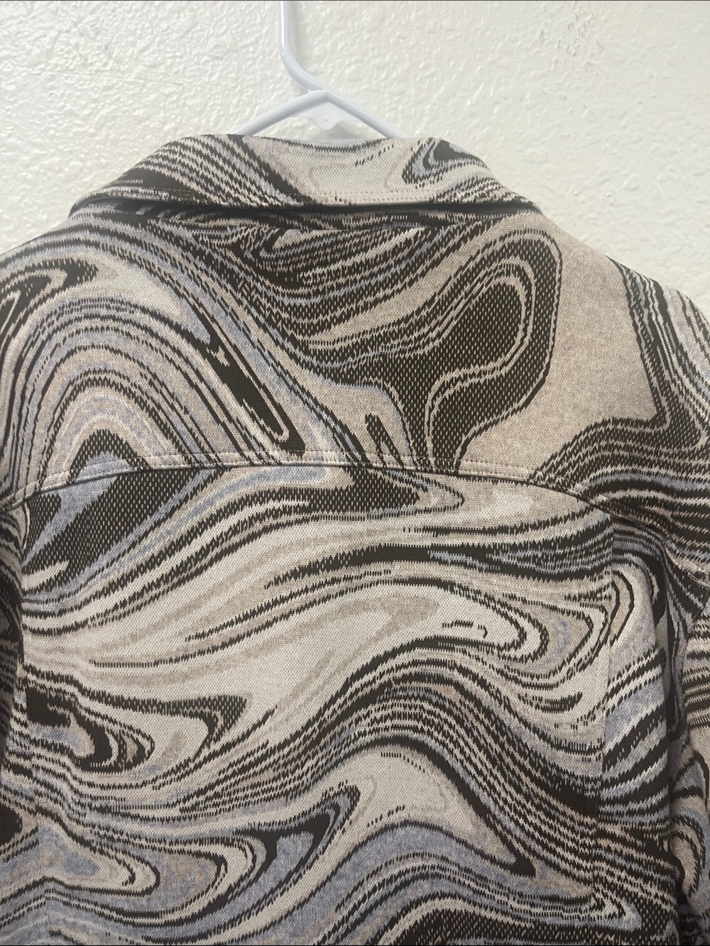 Twenty Montreal Light Blue, Black & Cream Mocha Swirl Trucker Jacket NWOT
#1172 - Picture 5 of 5